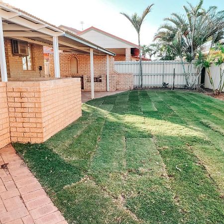 Carnarvon 3Br & 2Ba Holiday House 외부 사진